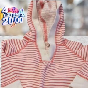 Old navy hooded sweatshirt size 12-18 months